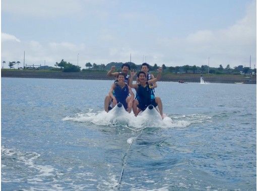 Sea turtle snorkel at coral flower field & unlimited play & Parasailingの画像