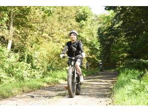 [Hokkaido/Tokachi] Run through forest roads and country roads in Tokachi on a fat bike!