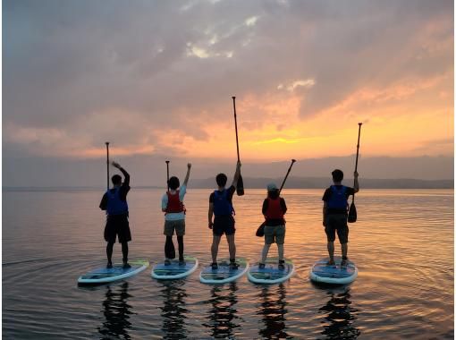 【青森・小川原湖】夕暮れの特別な時間、日常を忘れるひと時を。一組限定のプライベートツアーの画像