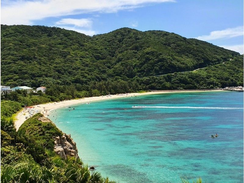 北谷 那覇発 チャータークルーザーで行く 渡嘉敷島 阿波連ビーチ 海水浴日帰りツアー アクティビティジャパン