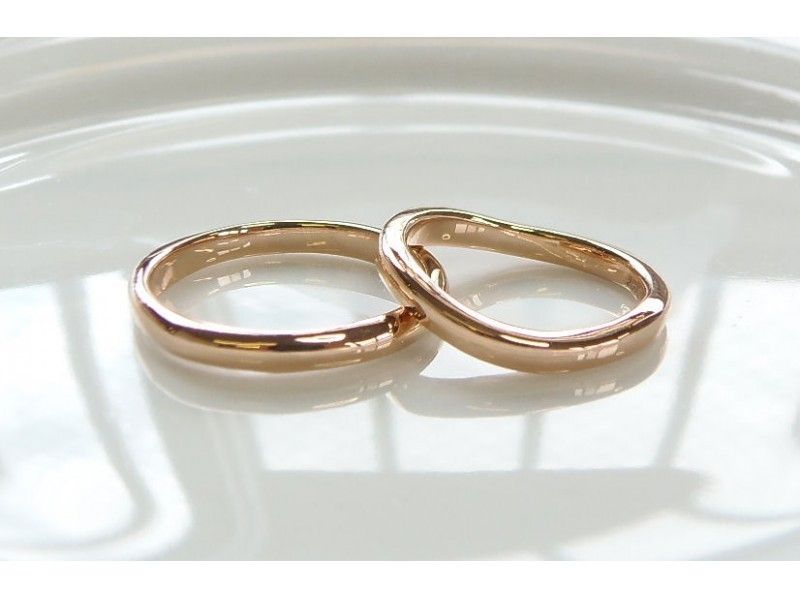 ②ゴールドプラン カップルに最適 ふたりで工房貸切１日２組限定！世界に２つの結婚指輪を手作りの紹介画像
