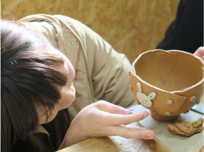 [Hiroshima / Akiota] Upstream Ota River-Relaxing pottery in nature "Clay sheet experience"の紹介画像