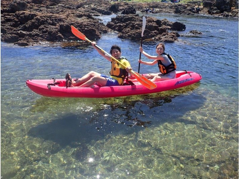 [ชิซูโอกะ·ชิโมดะ】ผู้ปกครองเด็ก (มีส่วนลดสำหรับนักเรียนชั้นประถม!) ·จับคู่กัน! ครอบครัวพายเรือคายัก(Sea Kayaking)ประสบการณ์ (หลักสูตรครึ่งวัน)の紹介画像