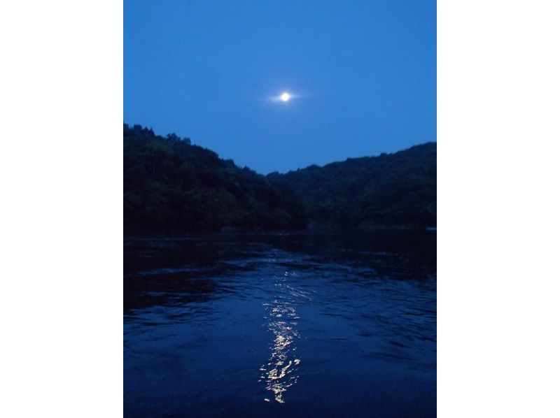 【屋久島・夜】ドキドキ感と非日常のが味わえる月夜のカヌーツア-
