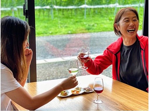 [Go To Travel campaign target] [Miyagi Prefecture and Sendai City] Sendai city accommodation + Female go with sommelier! ★ A plan to fully enjoy terrorism at Akiu Wineryの画像