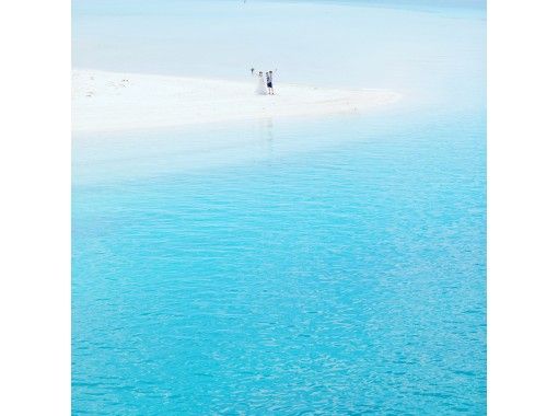【沖縄・久米島】フォトツアー　久米島イーフビーチ・ウェディングフォトプランの画像