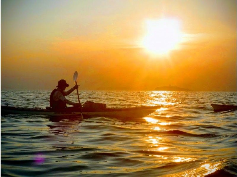 ★Beginners welcome [Shonan, Zushi, Sea Kayaking, Sunset] Fully equipped amenities, bath towels provided at the facility, sea kayaking sunset courseの紹介画像