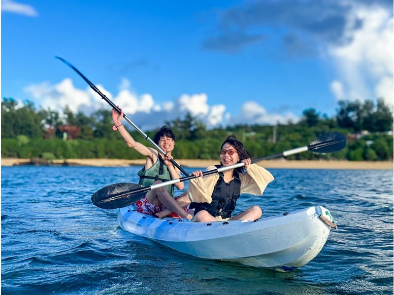 [Okinawa/Onna Village] Stress-free in the tropical sky and sea! Open-air sea kayaking | Same-day reservations and sudden participation OK | Ages 1 and up | Easy and hassle-free | Hot water showers availableの紹介画像