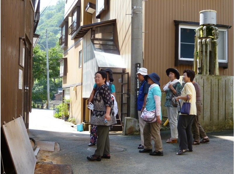 [Hijiori Onsen, Yamagata Prefecture] Hijiori Onsen town walk around the source and history ★ A local guide will guide you through the charming cityscape ♪ Let's go out to find hidden sights!の紹介画像