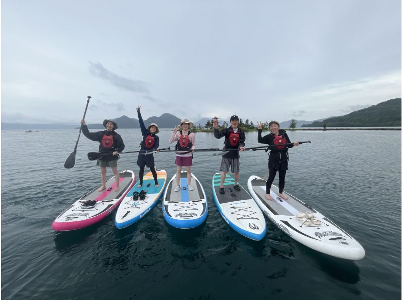 [北海道，洞爷湖]洞爷湖SUP体验之旅！让我们在壮丽而美丽的火山口湖中轻松享受SUP♪の紹介画像