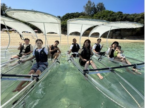 [Okinawa, Motobu, Sesoko Island] Super popular! Anyone can enjoy a 30-minute glass canoe tour!の画像