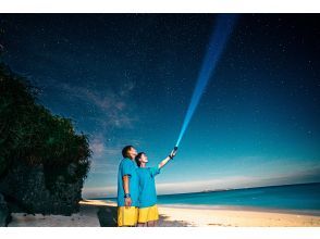 <Okinawa, Motobu> Starry sky photo and space walk at Sesoko Beach ☆彡 Each participant will have their photo taken with the stars in the background ☆彡 A surprise for families, couples, and friends