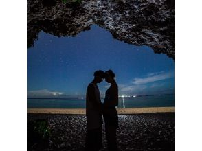 ＜沖縄・本部＞星空フォトと宙さんぽ　in 瀬底ビーチ☆彡参加者毎に星をバックに撮影☆彡ご家族からカップル、お仲間までサプライズに当日予約OK