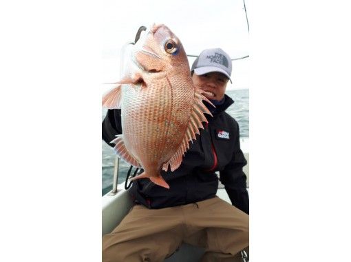 [Tokyo-Haneda] Red sea bream, blue fish Shared trip! Expedition trip! We can also introduce you to a restaurant that will cook the fish you catch!の画像