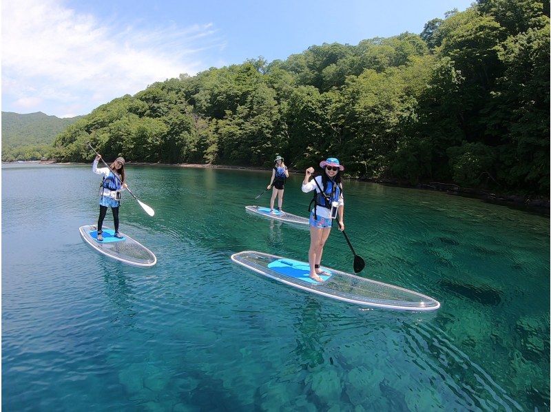 北海道・支笏湖】北海道初上陸！透明なクリアサップで、水質日本トップクラスの新緑の湖・川を体感！ツアー写真無料・アメニティ完備 | アクティビティジャパン