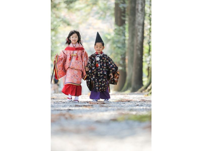 [Wakayama / Tanabe City] Why don't you visit the world heritage site of Eternal Kumano and experience Heian costumes? You can experience from children to adultsの紹介画像