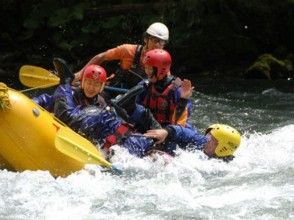【北海道・十勝川】激流を川下り!ラフティングツアー(半日コース)の画像