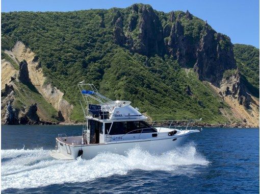 Otaru Blue Grotto Luxury Cruise Prolomarine ¥6,000の画像