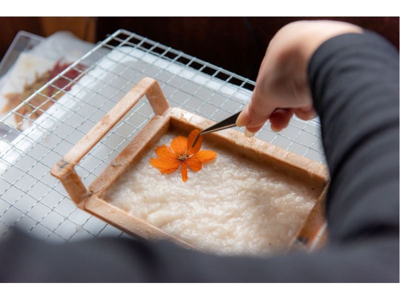 [Yokote City, Akita Prefecture] Jumonjimachi Japanese paper experience! Postcard papermaking or rose flower making experience ★ Let's enjoy learning more than 200 years of traditionの紹介画像