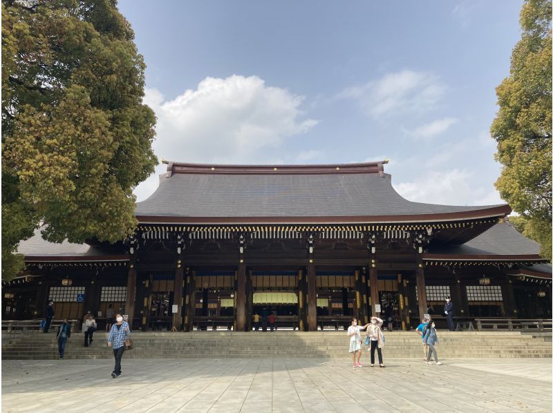 [Tokyo / Shinjuku] Shinjuku Station Meeting / Easy by Electric Bicycle / Meiji Jingu Tour Cycling Tour / OK from 10 years oldの紹介画像