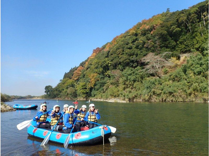 [October / November limited Kyoto / Hozugawa] Enjoy autumn Kyoto by rafting! !! (10:00 am course)の紹介画像
