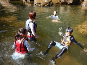 【沖縄・西表島】《お得なオンライン限定朝割！》　朝の静かなピナイサーラの滝壺　カヌー&トレッキングAMツアー！（オンライン事前精算プラン）