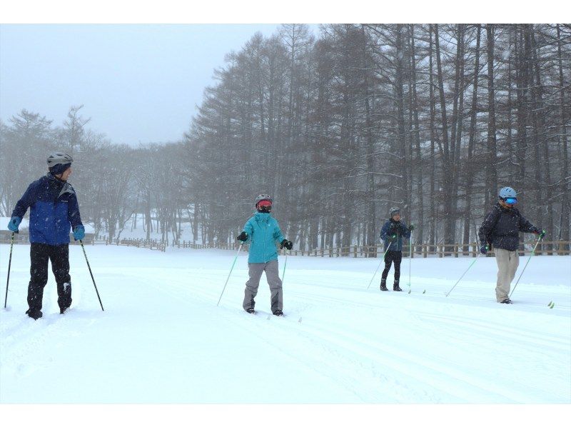 奥日光の雪原でレッスン！はじめてのクロスカントリースキーに挑戦！【奥日光・初心者歓迎】の紹介画像