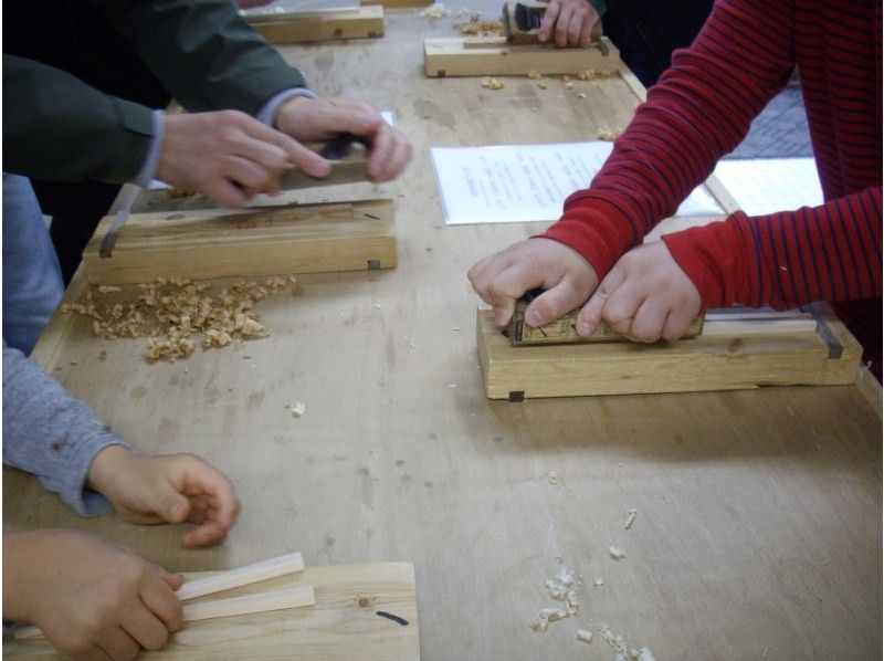 【長野・安曇野】超本格手作り！箸作り体験：漆塗装付 ”　木材と長さを選択-カンナで削り自分が納得する箸を作ろう！