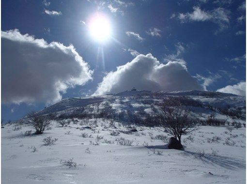 【長野・霧ヶ峰高原・車山高原スカイパーク】初心者、グループ大歓迎！スノーシュー無料レンタル　雪山入門  車山登頂スノーシューハイクツアーの画像