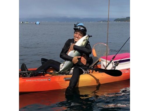 鹿児島県 霧島市 魚群探知機で魚を探しながらカヤックで釣りをしましょう アクティビティジャパン