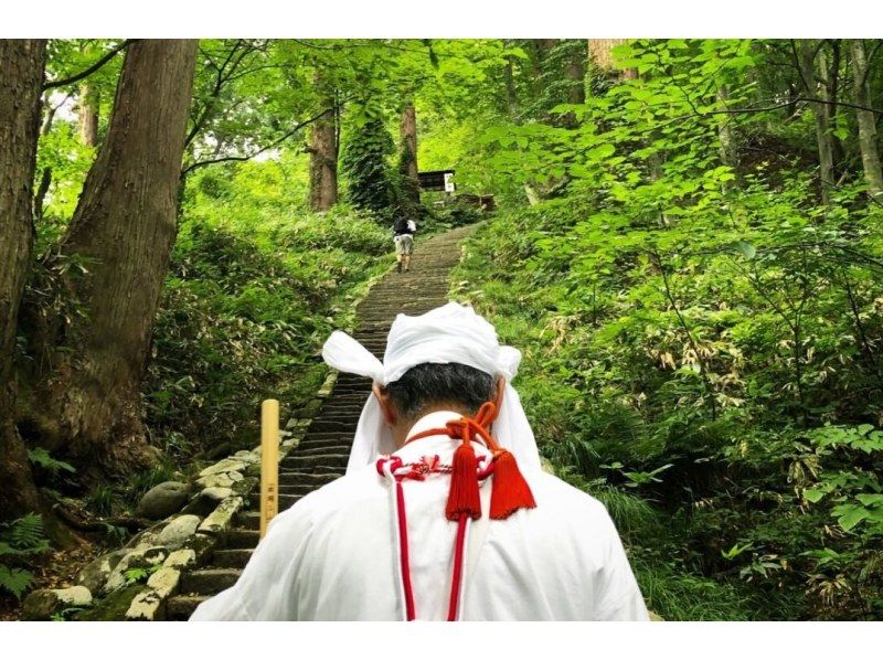 【山形・鶴岡】Yamabushi Guided Hike Running Order for JNTOの紹介画像