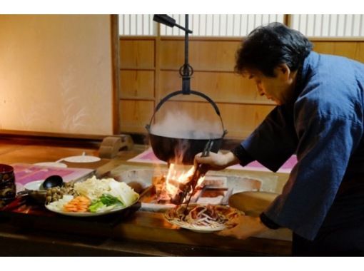 [One-day Japanese-style glamping] Enjoy the great outdoors with chopping firewood, cooking rice with a stove, bonfire experience, and hearth pot!の画像
