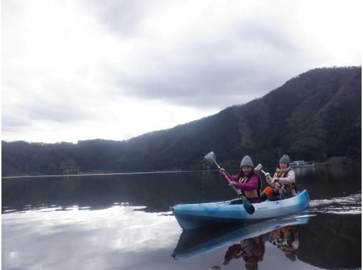 [Fukui/Wakasa] "Yukimi Kayak" Let's go out on the dignified lake surface! Mikata Goko Courseの画像