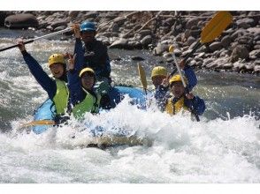 【北海道・旭川でラフティング】5歳から参加OK!忠別川ラフティング 半日ツアー