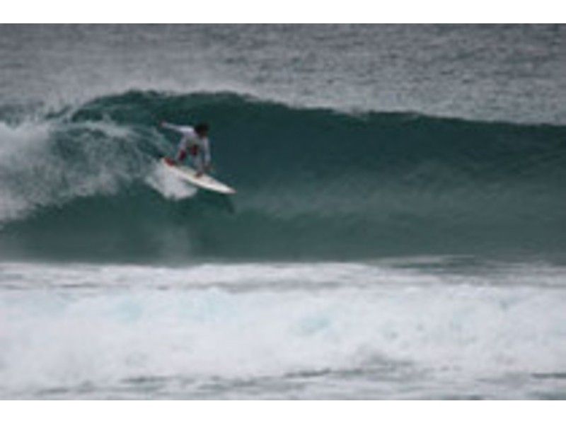 [Shizuoka Omaezaki, Shizunami coast] professional will support to improve your skills surfing basic learning course (2 lessons)の紹介画像
