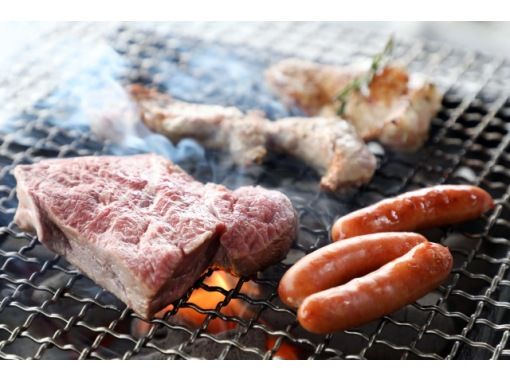 【沖縄・恩納村】アグー肉付き本格炭火BBQ｜激ウマ！アップグレードコース｜ディナープランの画像