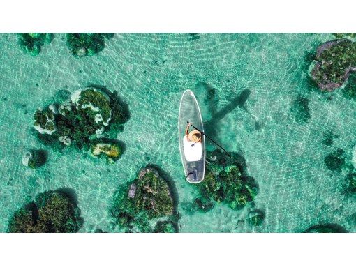 Miyakojima << Chartered VIP Plan >> [Clear SUP Tour] No additional charge with drone shooting ★ Full money-back guarantee ★ Rental and photo free!の画像
