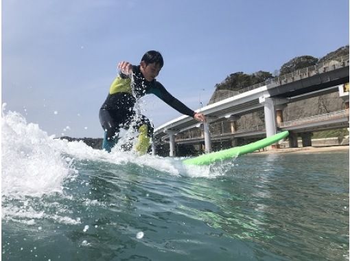 [Chiba/Katsuura] Safe even for beginners! First time surfing at MALIBU! !の画像