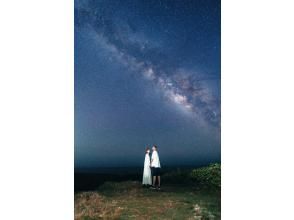 Very popular when traveling to Okinawa! Midnight night activities are becoming a hot topic on the internet! A starry sky photo tour that will look great on SNS while looking at one of the most spectacular views in Japan ♪ の画像