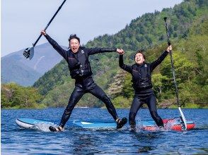【福島・裏磐梯】絶景の秘境湖でSUP体験！初心者OK＆寒い日も安心ウェットスーツ付♪〈犬・ワンちゃんOK〉