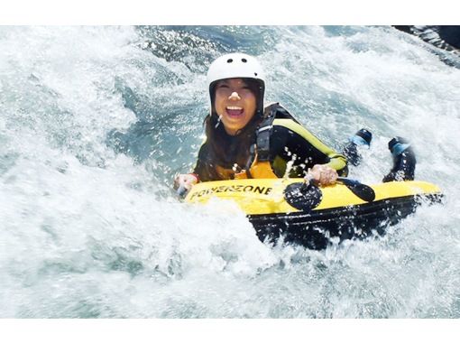 [Mie Oku Ise] Miyagawa Riverboard, which is full of thrills in nature! Even inexperienced people ◎ 《Half-day course》 ★ Free shooting data ★の画像