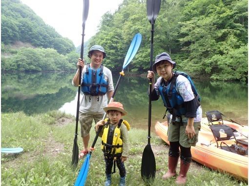 【カヌーショートツアー】2歳から参加OK！小さなお子様連れでも安心の貸切カヌーツアー☆の画像