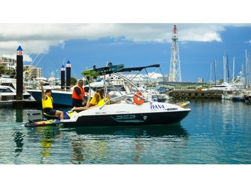 [Okinawa/Ginowan City] Enjoy a 2-hour marine sports experience at Ginowan Port Marina, a 30-minute drive from Naha Airport!の画像