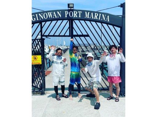 [Okinawa/Ginowan City] Enjoy a 2-hour marine sports experience at Ginowan Port Marina, a 30-minute drive from Naha Airport!の画像