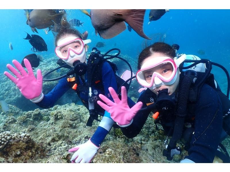 ☆1組完全貸切ツアー☆【沖縄・恩納村】青の洞窟体験ダイビング☆口コミ通りの丁寧な接客☆ツアー中の写真プレゼント♡1日4組限定の早い者勝ち☆の紹介画像