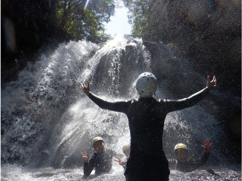【北海道・SUP体験】透明度の高い支笏湖の湖面をクルージング！SUP体験（半日コース）の画像