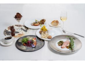 【兵庫・神戸】12:00出航ランチクルーズ「サンシャインコース」旬野菜・魚＋肉のＷメイン・デザートなど全5品！特別な空間で贅沢なフレンチを♪の画像
