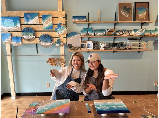 [Ishigaki Island/Experience] Sea resin art experience "Ocean Art Board Mini"/Make your memories of the ocean into shape. Groups are also possible!の画像