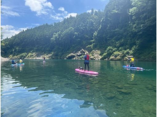 [Osaka/Sakai] Limited to those with SUP experience or those who have used our shop for the second time or more! Special SUP experience to guide you to a secret spot ♪ <3 hour course>の画像