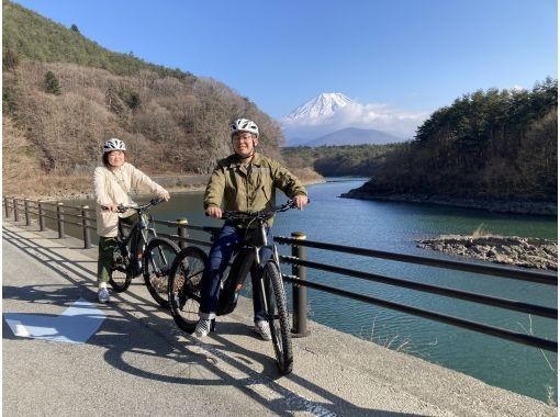 【山梨・西湖・精進湖・河口湖】風を感じて爽やかサイクリング！e-Bike体験ツアー！！ 写真データ無料です♪の画像